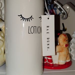 Rae Dunn Lotion Dispenser